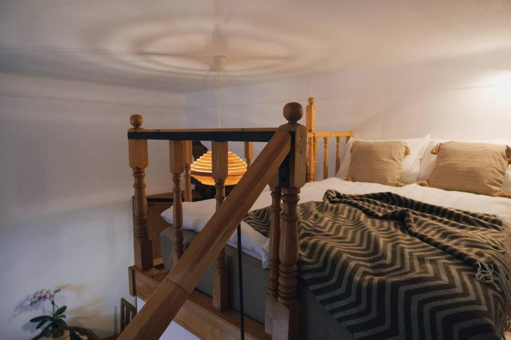 Vista Studio Brasov In The Heart Of The Old City Center Buitenkant foto